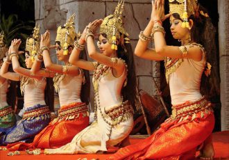 jeunes-filles-au-laos