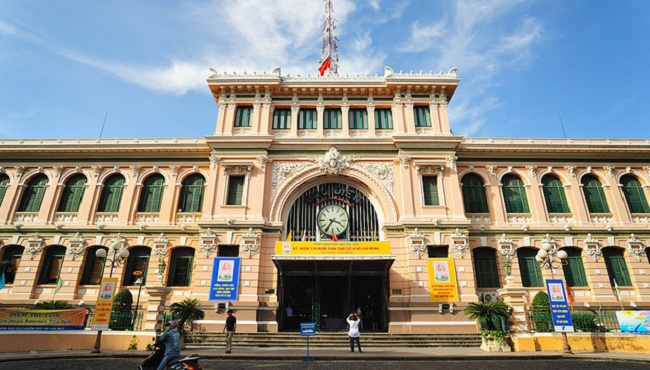 beaux-batiments-a-saigon