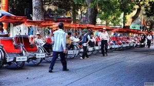 cyclo-pousse-a-hanoi